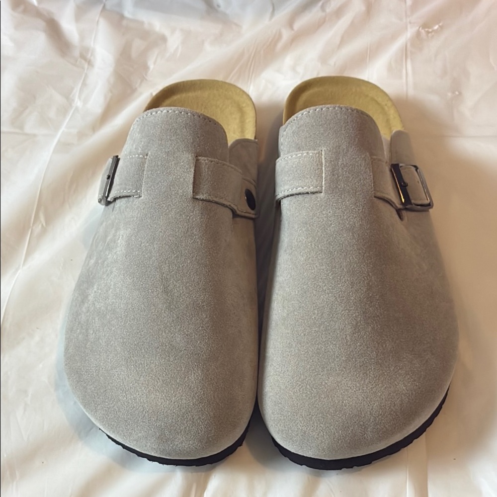 Elegant Gray Women's Suede Loafers